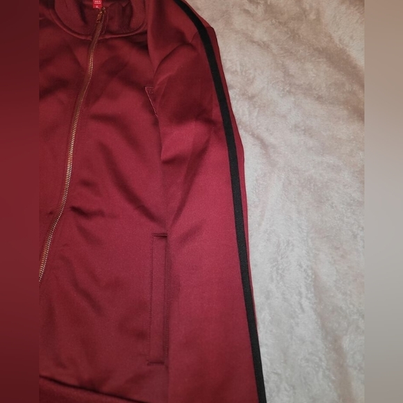 Guess Zip Up Jacket - Picture 3 of 3